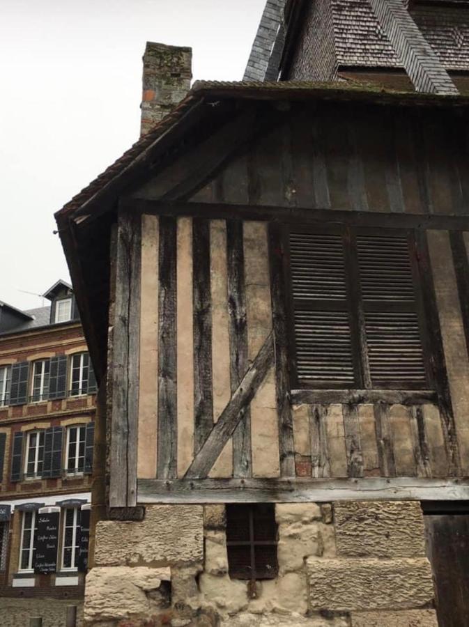 Au Coeur De Sainte Catherine 翁弗勒尔 外观 照片